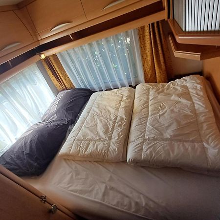 Caravan Petiet Buren  Exterior foto